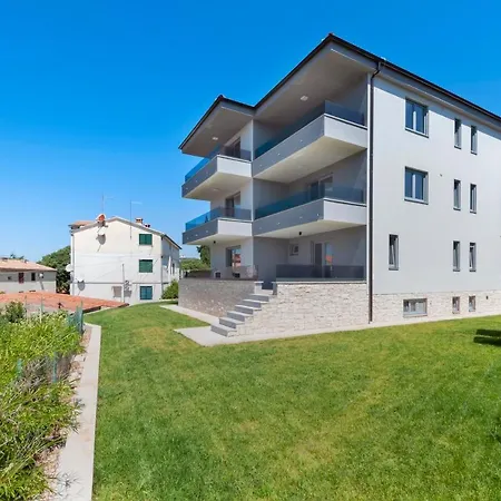 Mauro Διαμέρισμα *