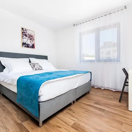 Mauro Apartment *